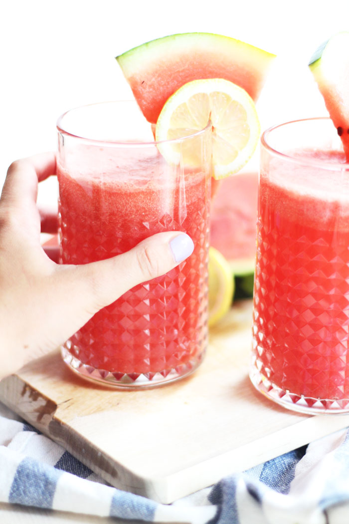 Rezept: Wassermelonen Radler - Recipe: Watermelon Shandy // provinzkindchen.com 