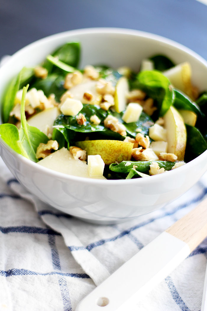 Herbstsalat mit Walnüssen