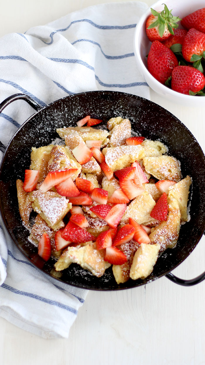 Kaiserschmarrn mit Erdbeeren