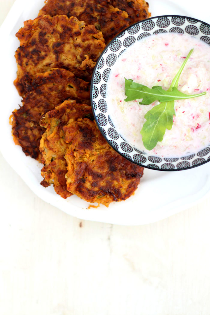 Süßkartoffel Rösti mit Gurken-Dip