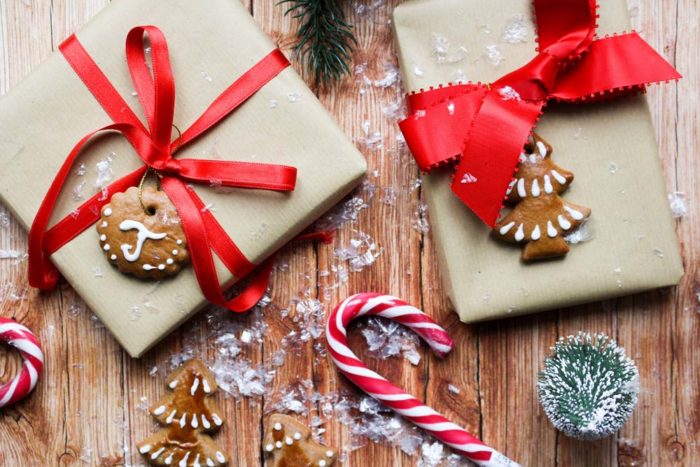 DIY: Essbare Geschenkanhänger aus Lebkuchen selber machen